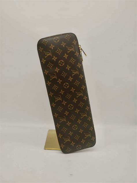 louis vuitton tie case.